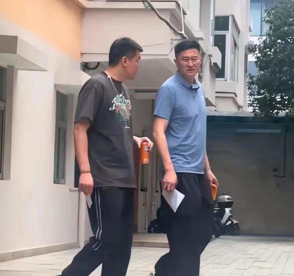 关键他是锋