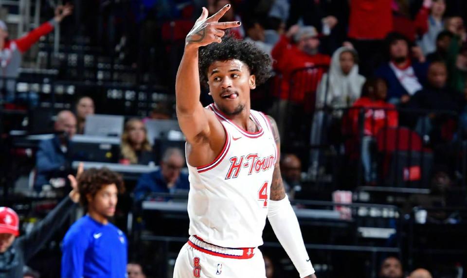 组建内线双, 位马克西, 后赛 组建内线双, 位马克西, 后赛