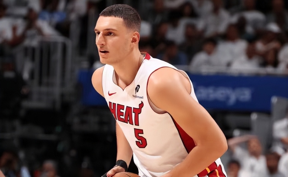 队签下的是 队签下的是